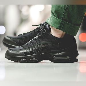 Nike Air Max 95 Essential Triple Black 2020